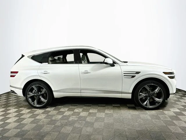 New 2027 White Genesis 3.5T Prestige image 3