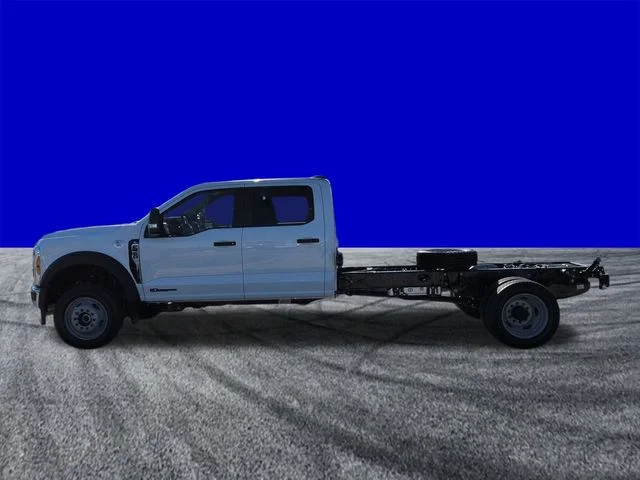 New 2026 Oxford White Ford F-450® XL image 7