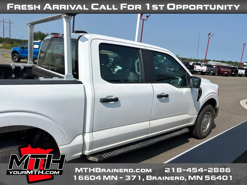 Used 2021 White Ford XL image 8