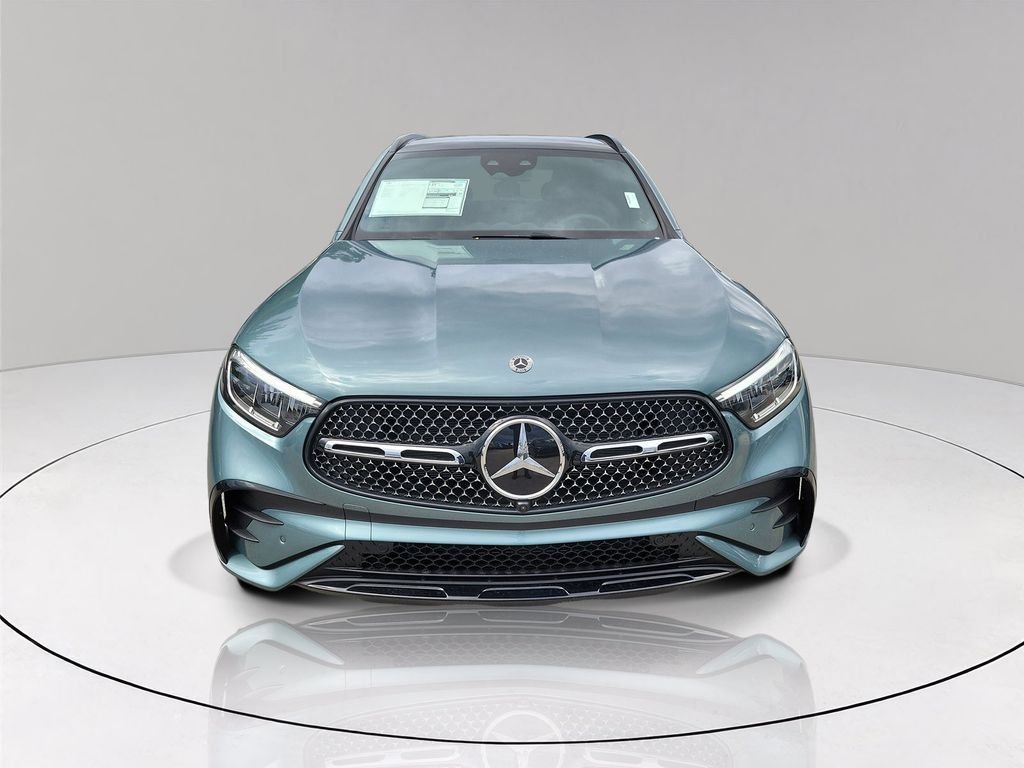New 2027 Verde Silver Metallic Mercedes-Benz GLC 300 image 2