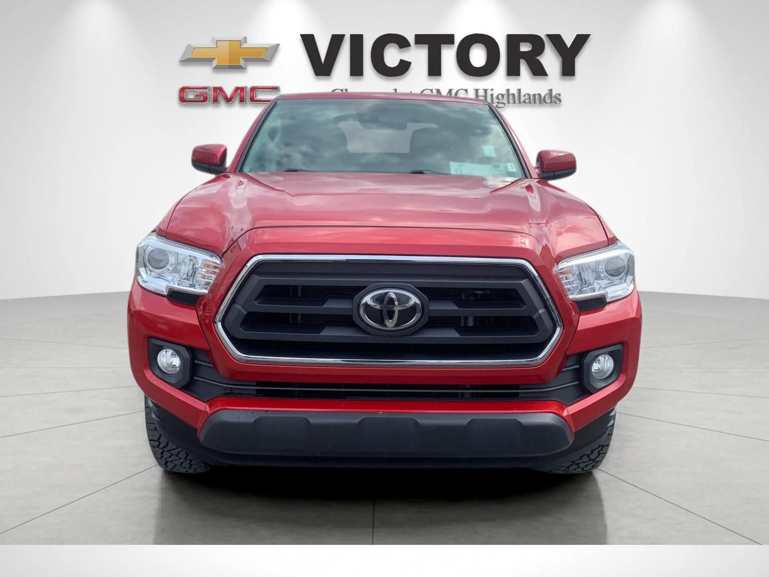 Used 2021 Red Toyota SR5 V6 image 8