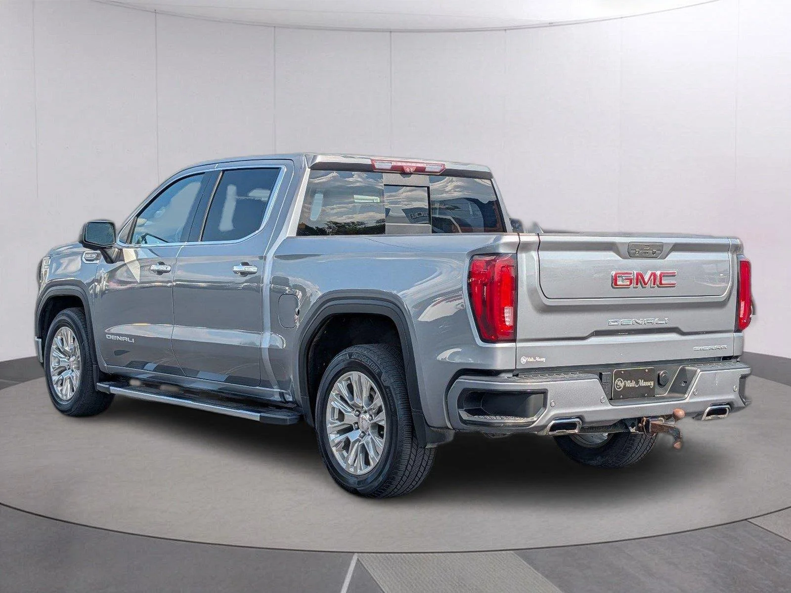 Used 2021 SATIN STEEL METALLIC GMC Denali image 3