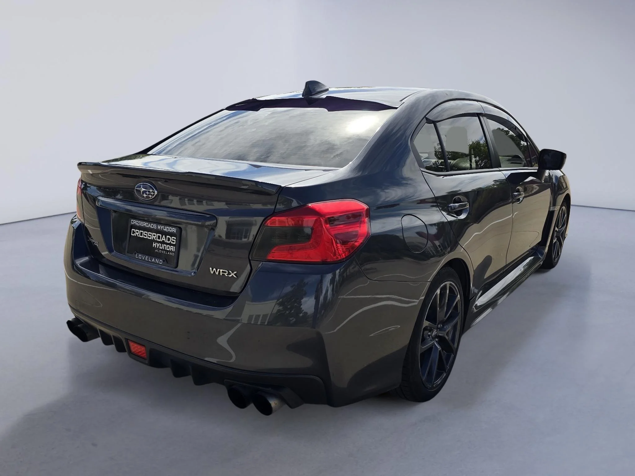 Used 2018 Dark Gray Metallic Subaru Premium image 6