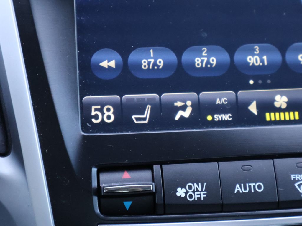 Used 2019  Acura 2.4L image 21