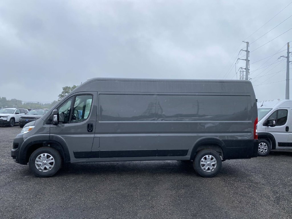 Used 2025 White Ram High Roof image 7