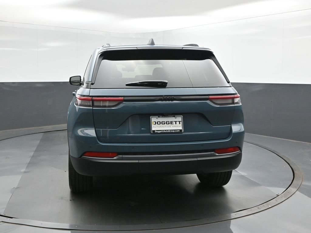 New 2026 Steel Blue Exterior Paint Jeep Limited image 5