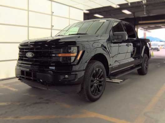 Certified Used 2025 Antimatter Blue Metallic Ford XLT image 3