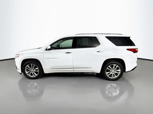 Used 2019 White Chevrolet High Country image 4