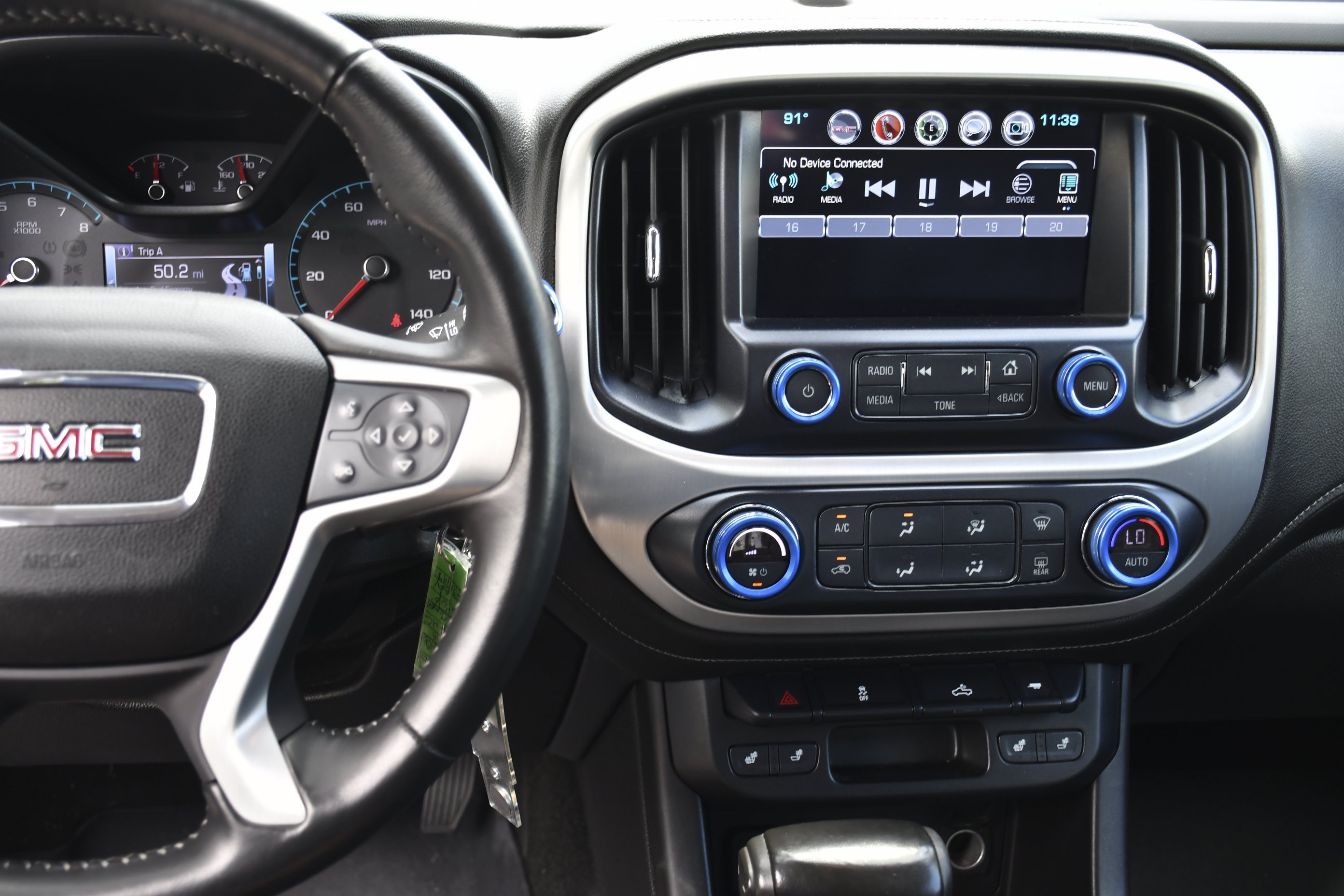 Used 2018 Satin Steel Metallic GMC 2WD SLT image 11