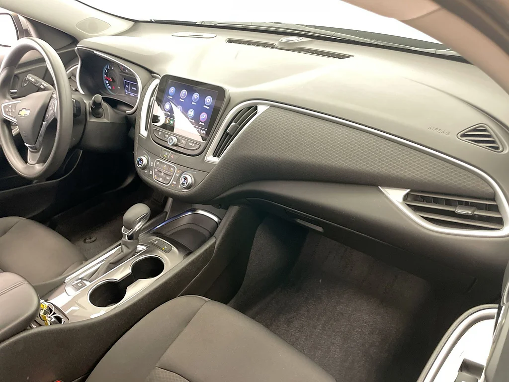 Used 2024 GRAY Chevrolet LT image 28
