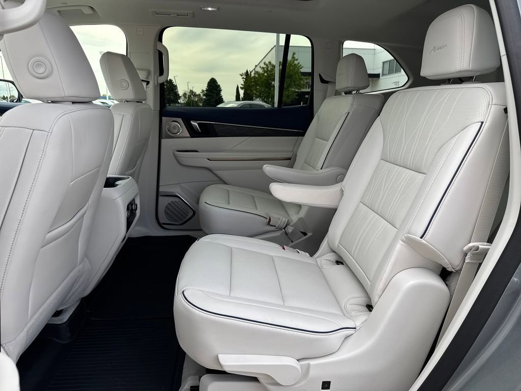 New 2026 Moonstone Gray Metallic Buick Avenir image 41