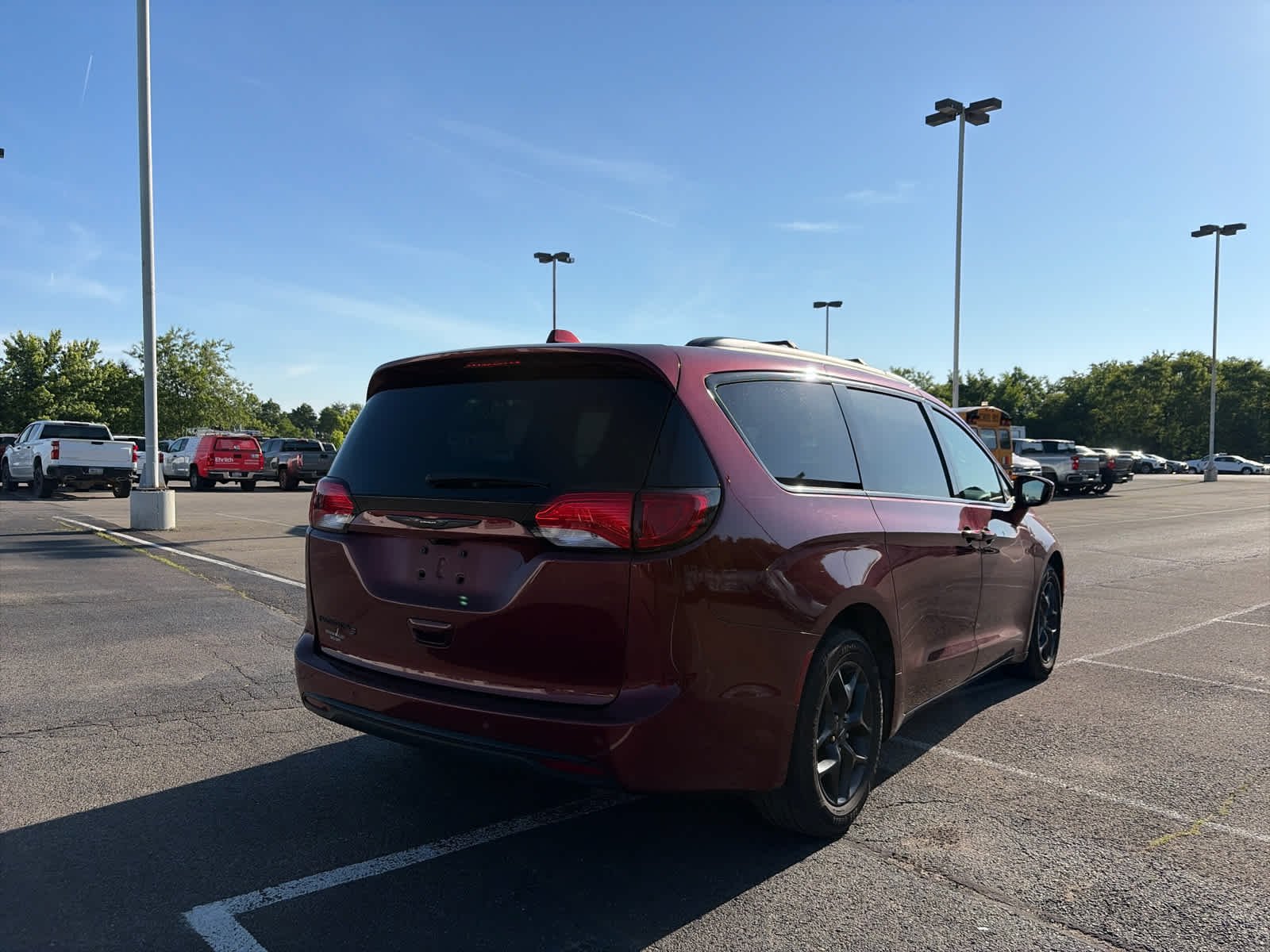Used 2018 Chrysler Pacifica Touring L Plus with VIN 2C4RC1EG3JR321533 for sale in Zelienople, PA