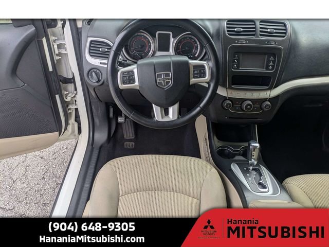 Used 2016 White Dodge SE image 16