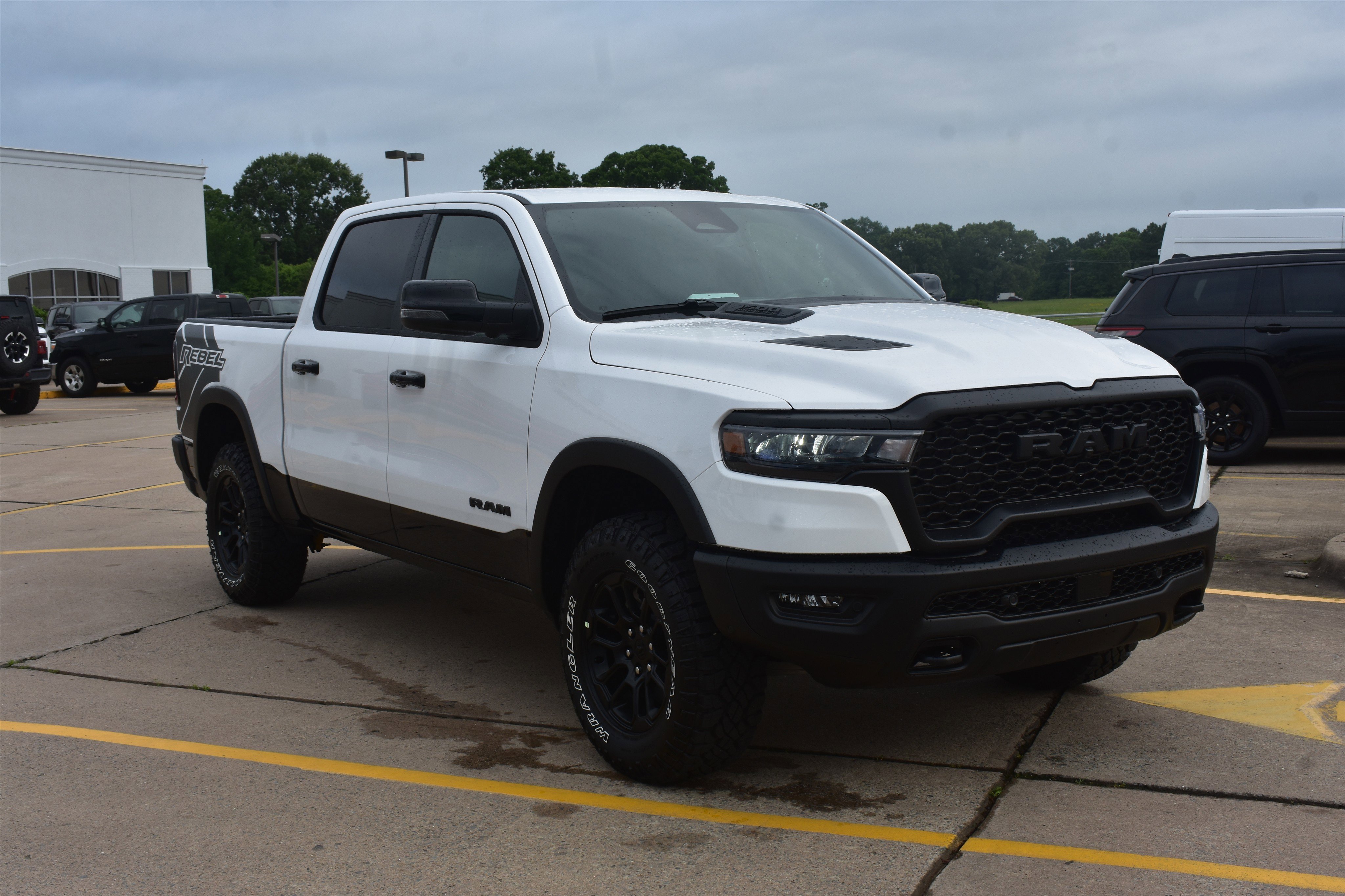 New 2026 Bright White Clear-Coat Exterior Paint RAM Rebel image 3