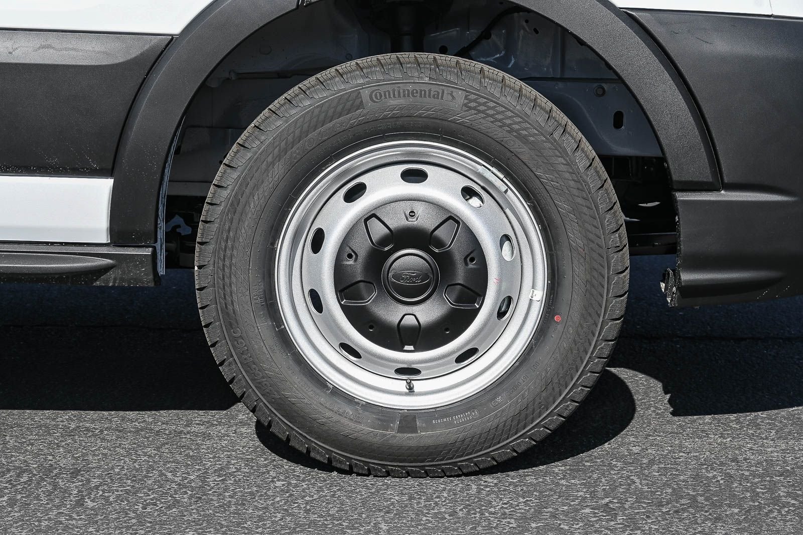 New 2026 Oxford White Ford Cargo Van image 9