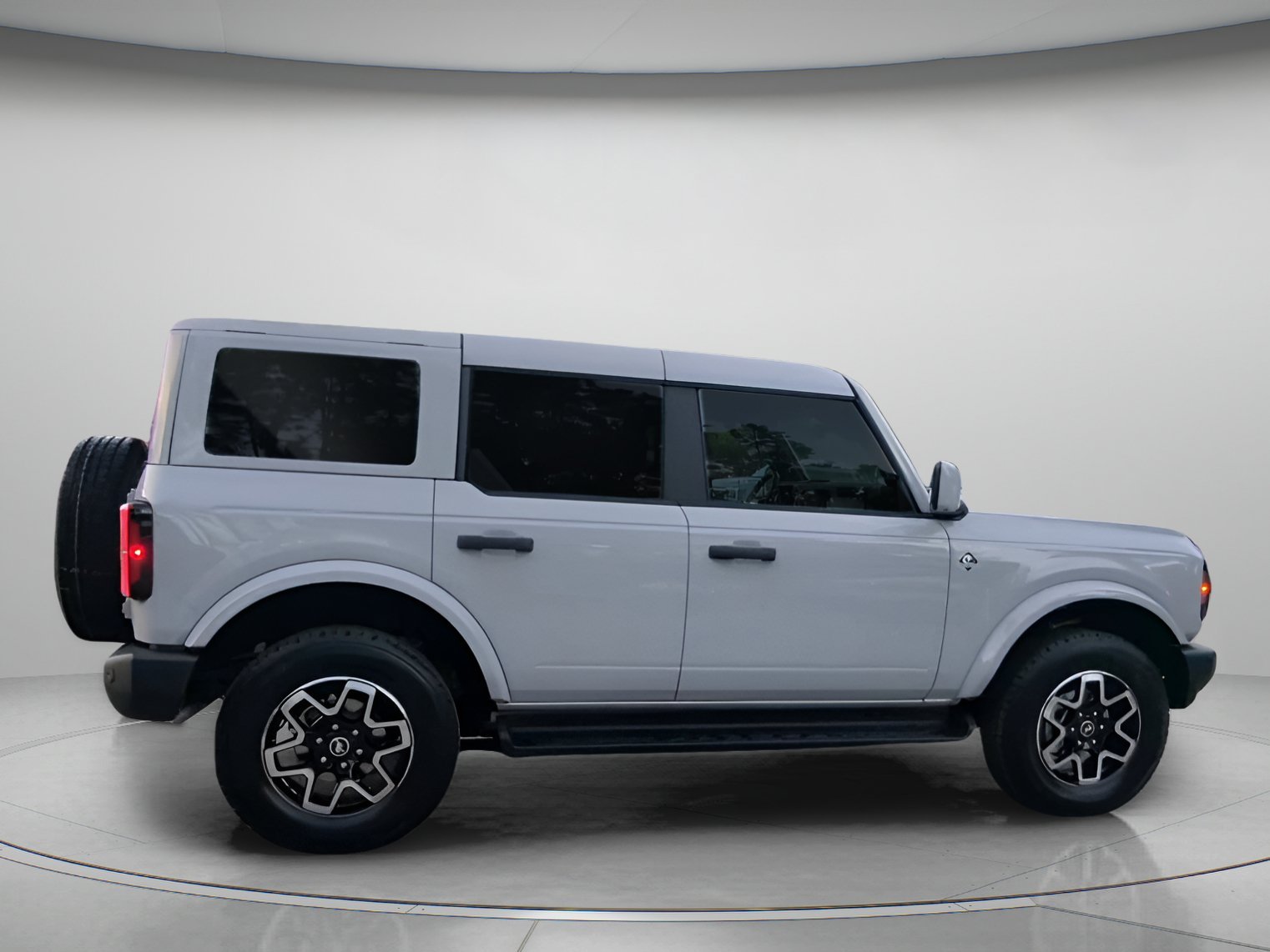 New 2026 Avalanche Gray Ford Outer Banks® image 28
