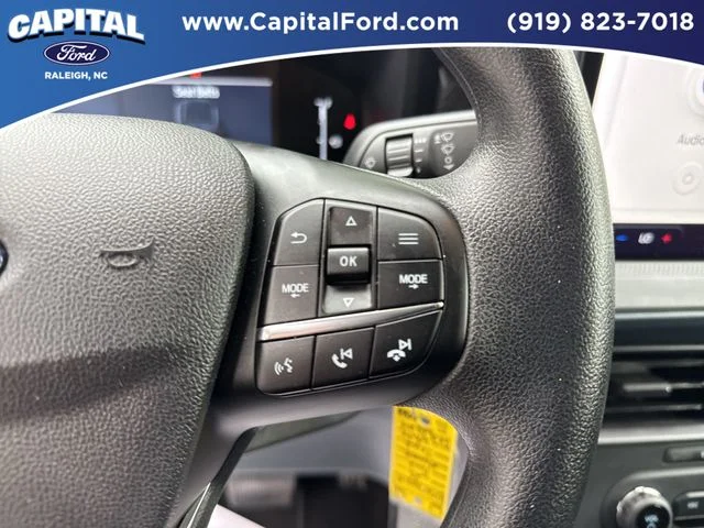 Used 2025 White Ford XL image 23