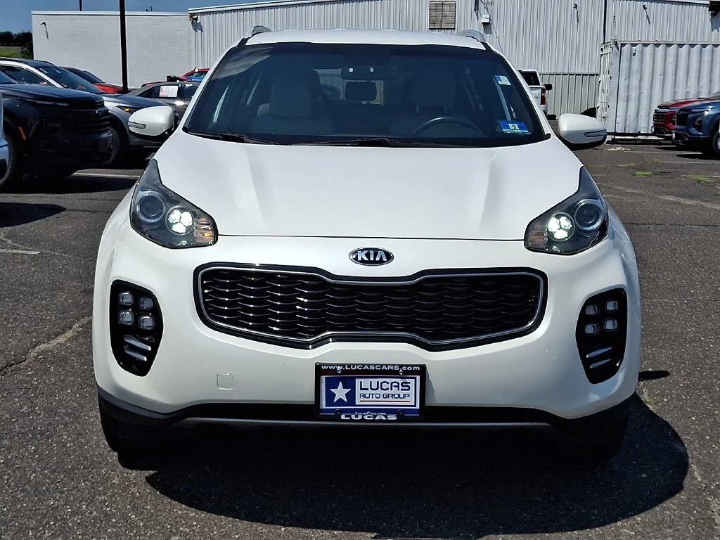 Used 2019 White Kia EX image 4