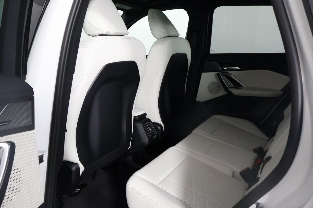 New 2027  BMW xDrive28i image 6