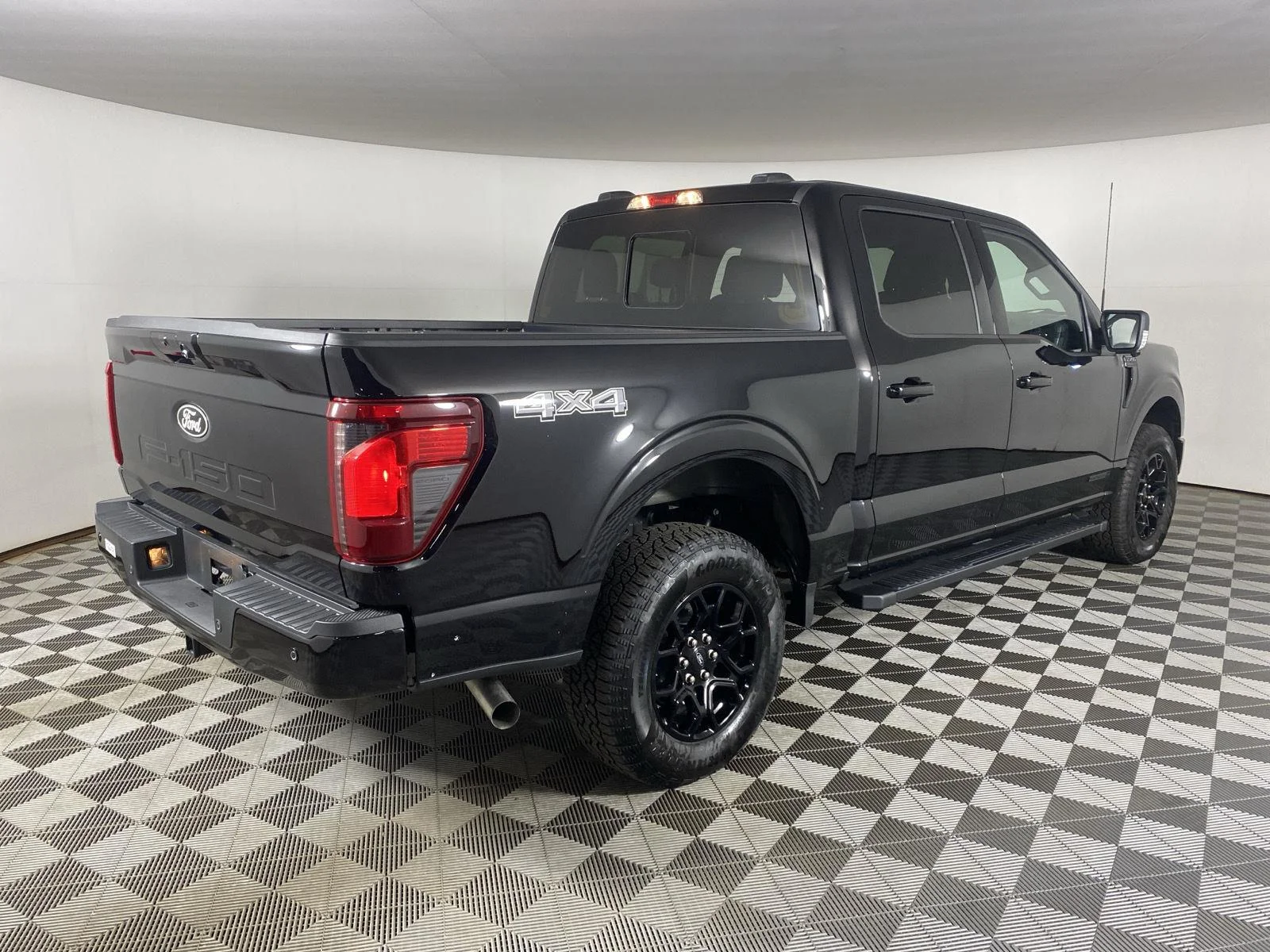 Used 2026 Agate Black Ford  image 7