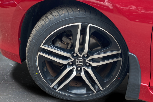 Used 2016 Red Honda Sport image 27