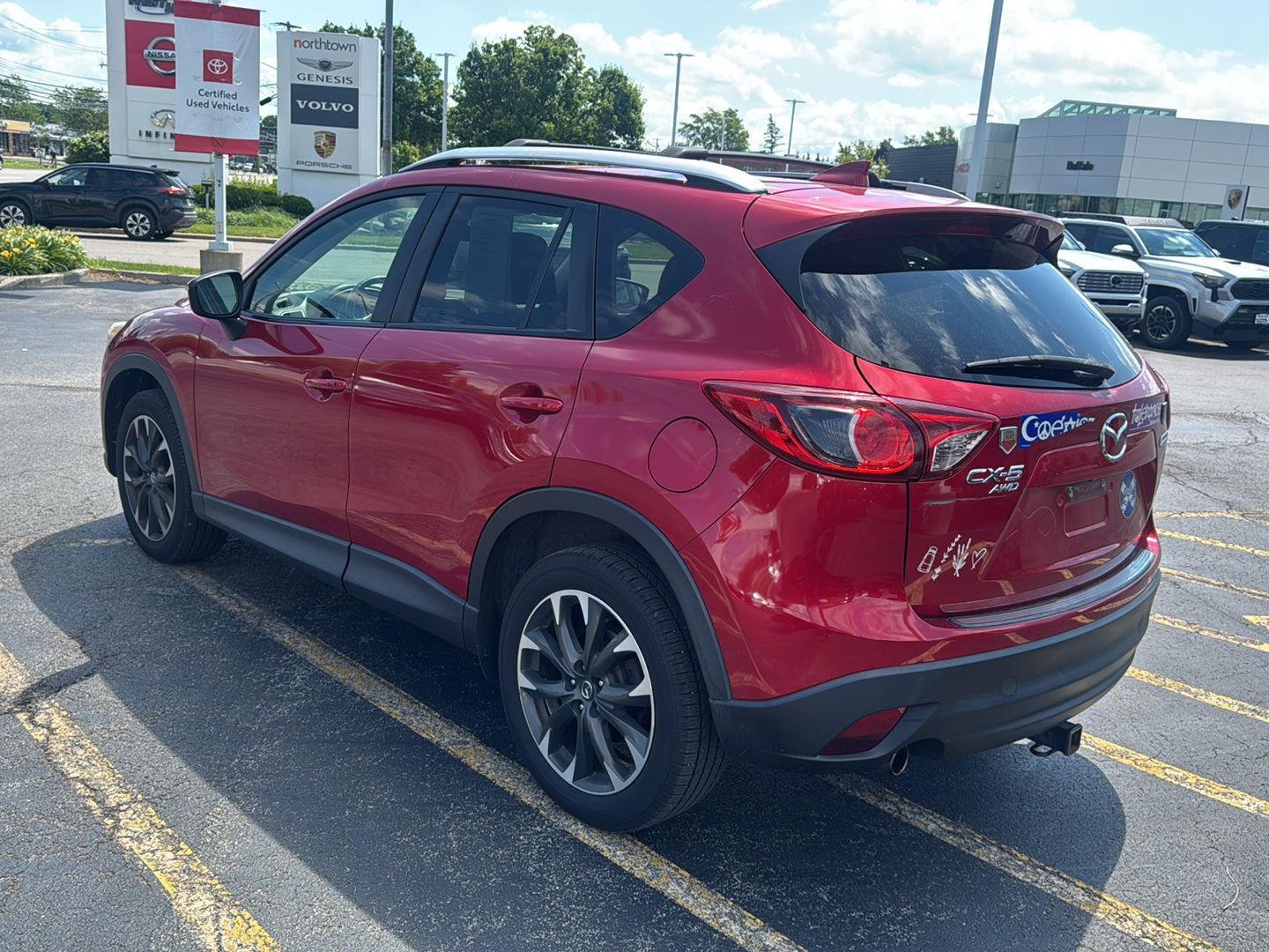 Used 2016 Soul Red Metallic Mazda Grand Touring image 4
