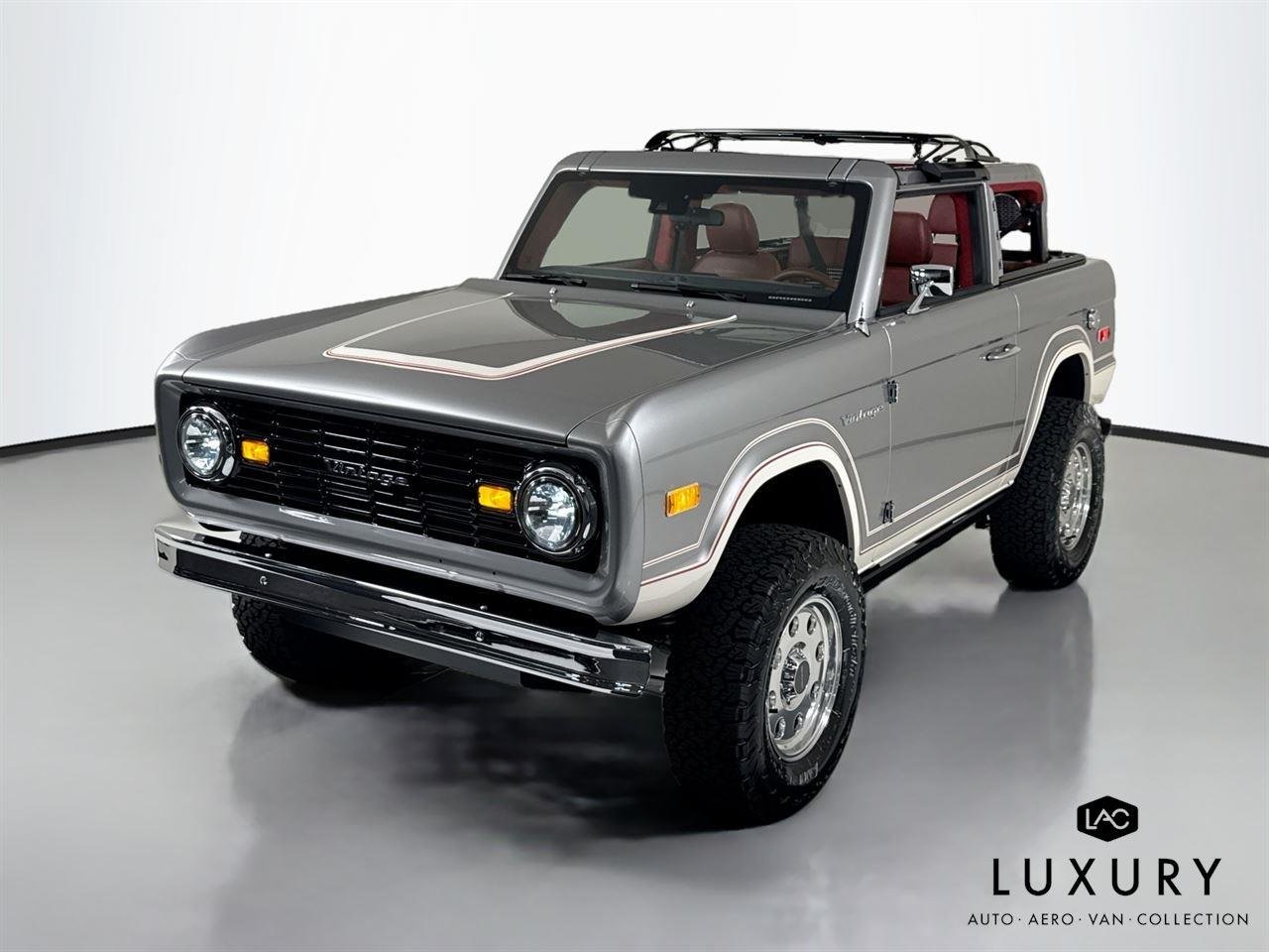 Used 2025 GT Silver Vintage Modern Twin-Turbo w/ Full Bespoke Interior image 4