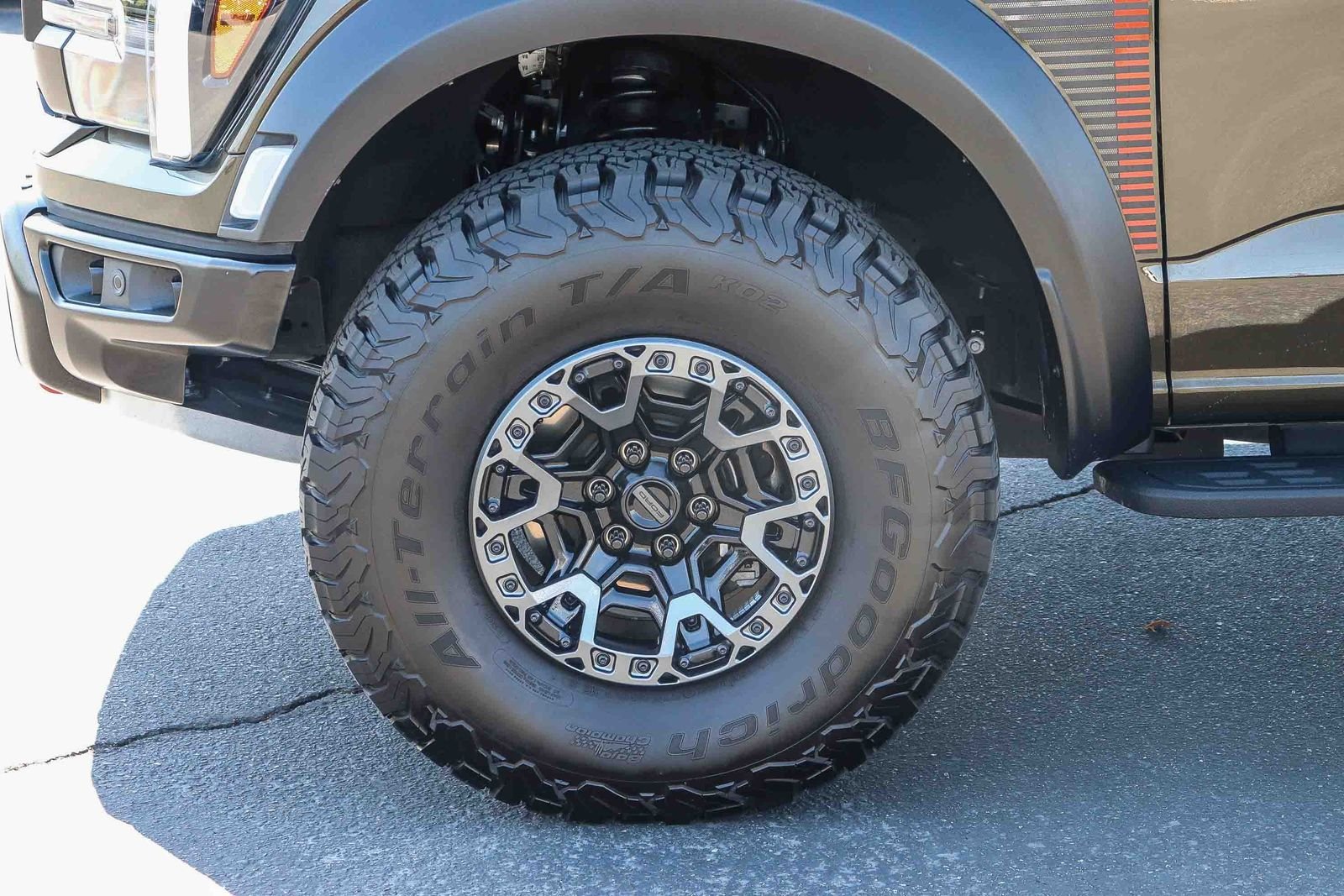 Certified Used 2024 Green Ford Raptor image 9
