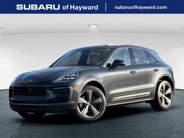 2024 Porsche Macan 4D Sport Utility