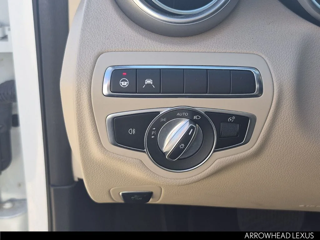 Used 2021 White Mercedes-Benz C 300 image 26