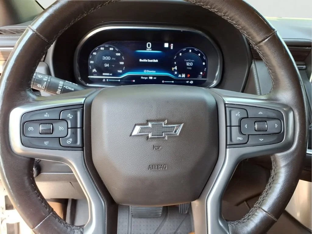 Used 2022 SUMMIT WHITE Chevrolet Z71 image 11