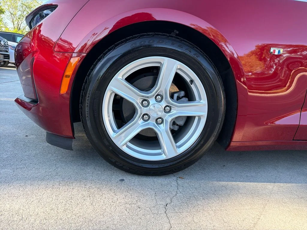 2024 Chevrolet Camaro 1LT - Photo 9
