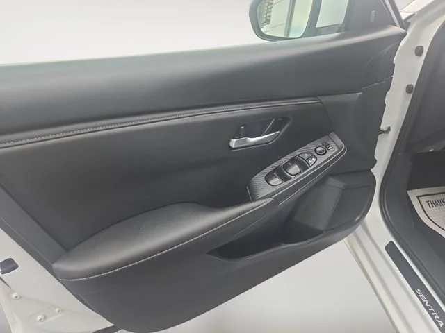 Used 2025 White Nissan SV image 10