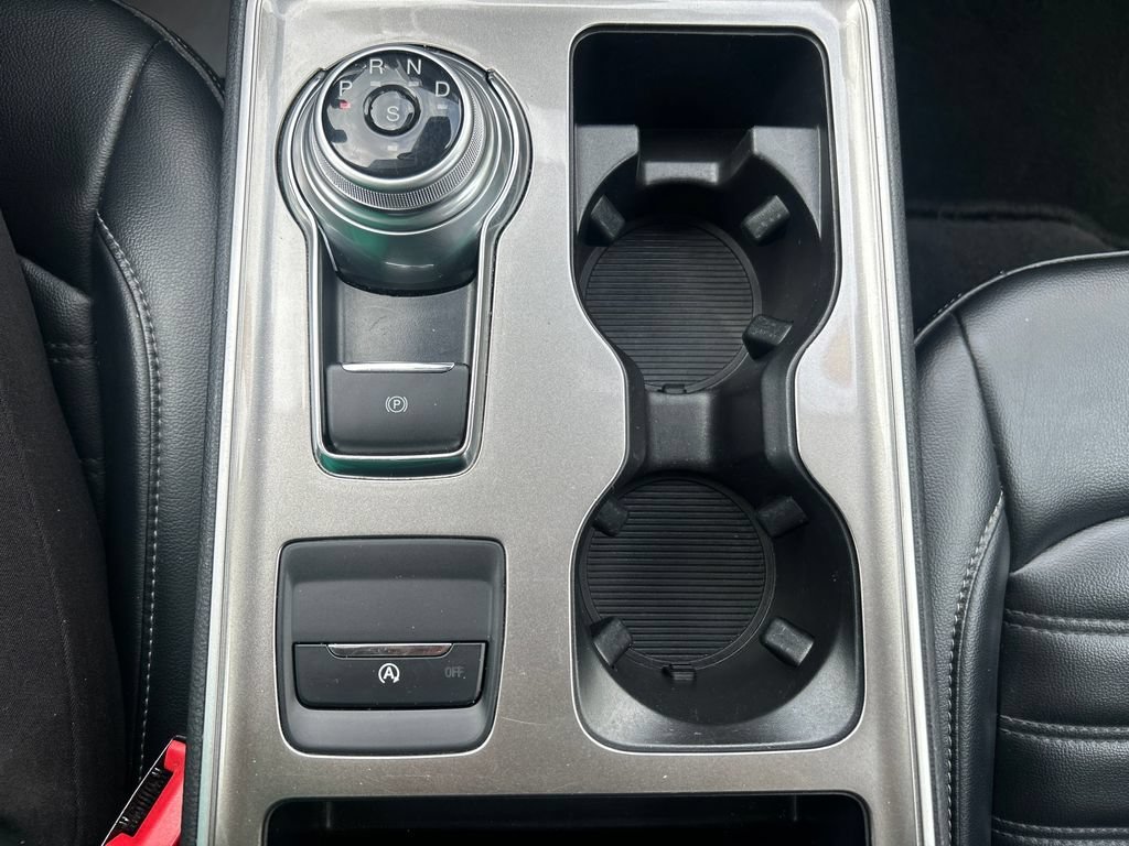 Used 2023 Gray Ford SEL image 29