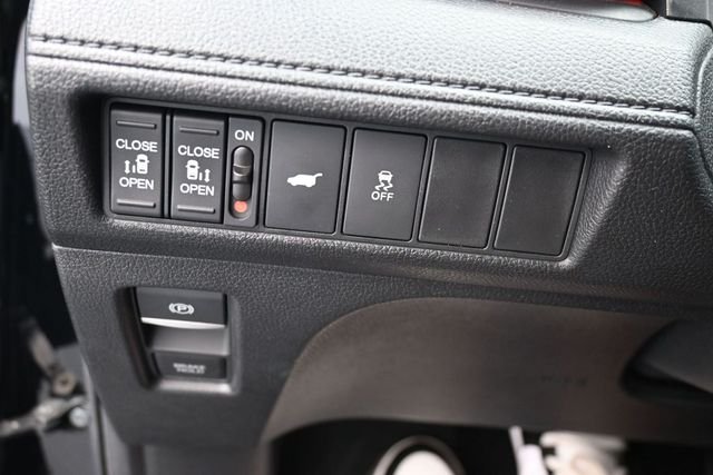 Used 2025  Honda Sport-L image 14