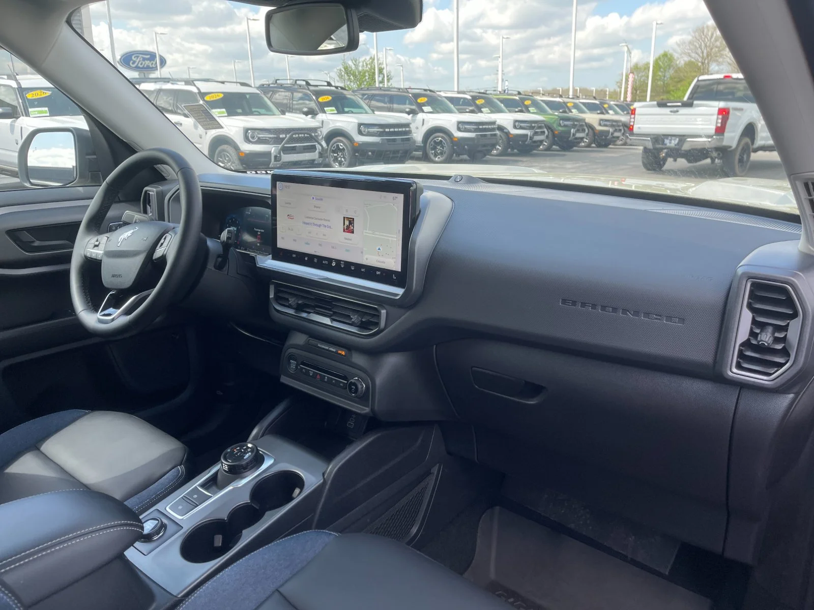 Used 2025 Beige Ford Outer Banks image 18