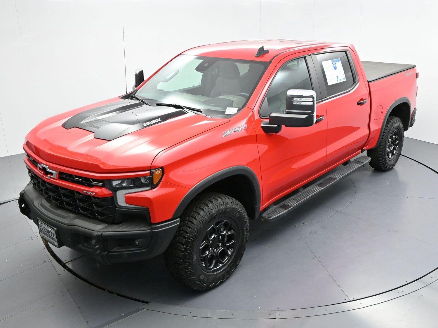 Used 2024 Red Hot Chevrolet ZR2 image 43