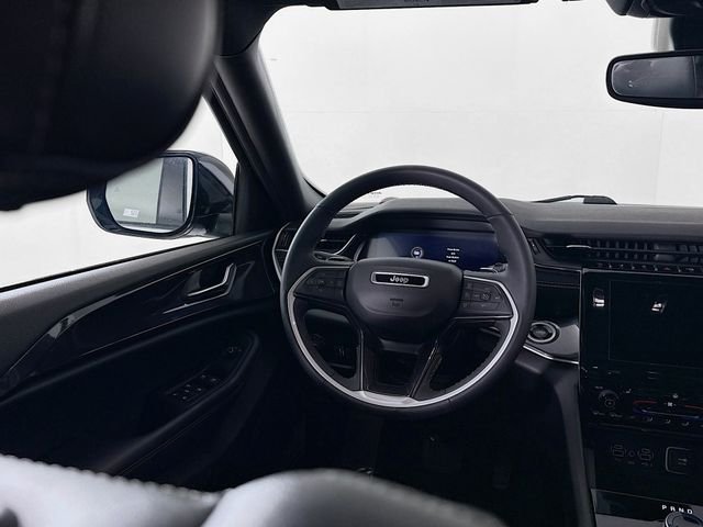 Used 2023 White Jeep Altitude X image 11