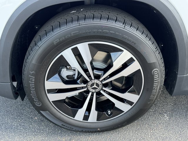New 2026 Polar White Mercedes-Benz GLA 250 image 7