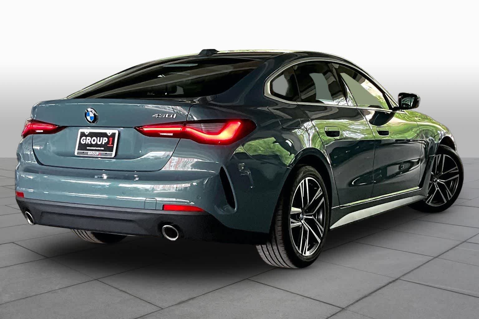 Used 2026 Cape York Green Metallic BMW 430i image 12