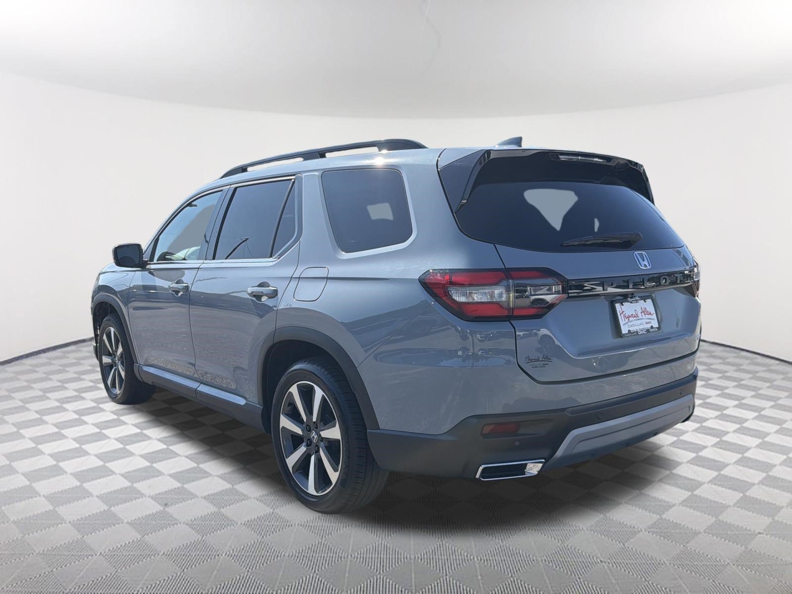 2023 Honda Pilot Touring - Photo 3