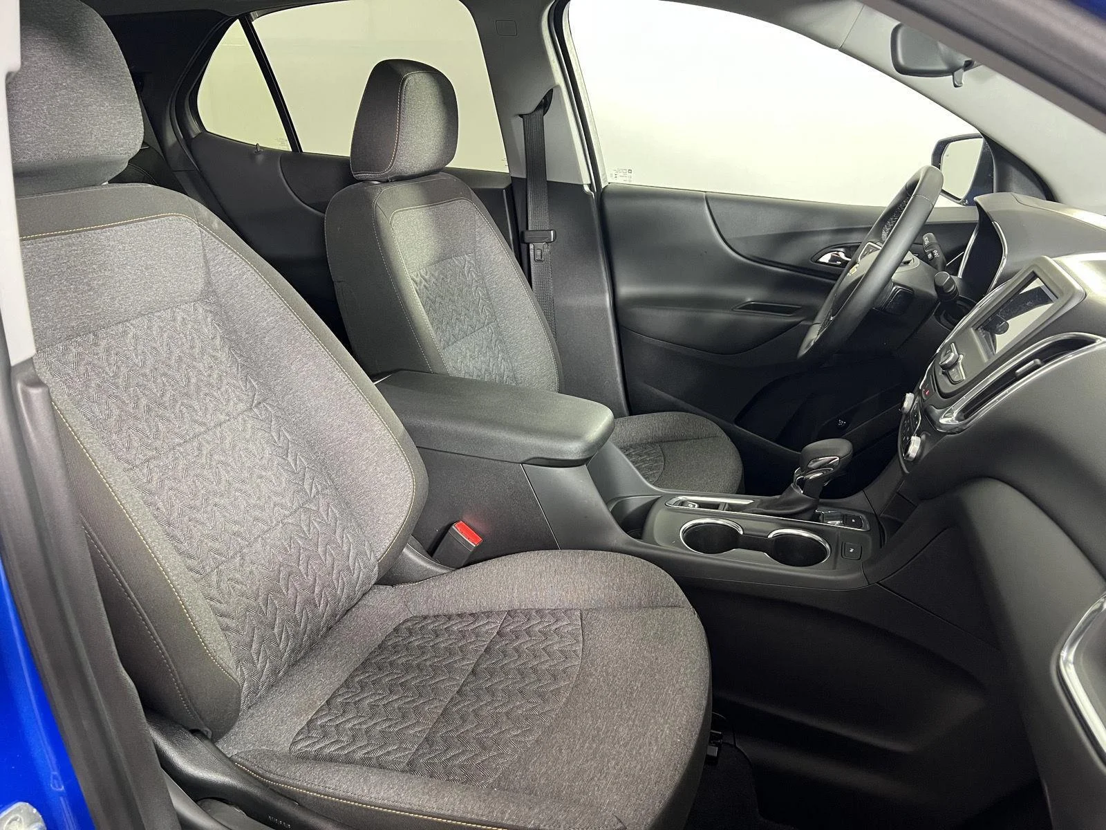 Used 2024 Riptide Blue Metallic Chevrolet LT image 23