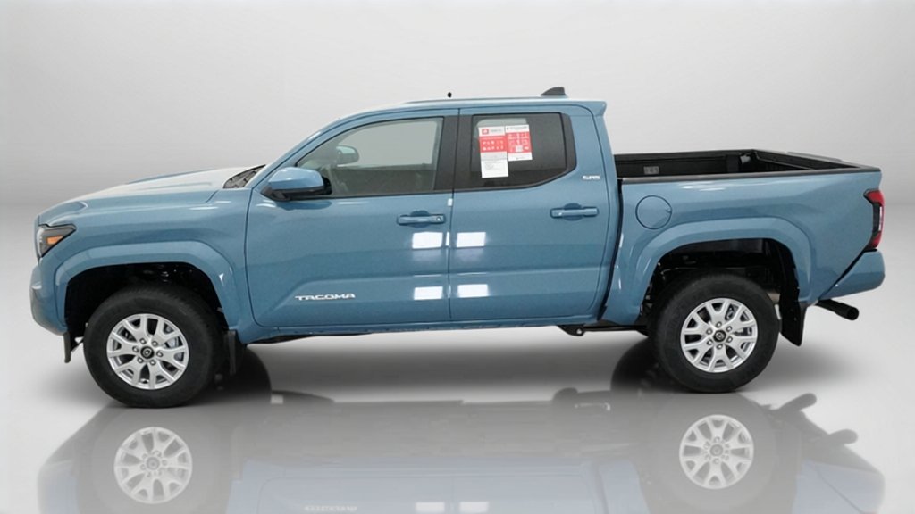 New 2026 Heritage Blue Toyota SR5 image 32