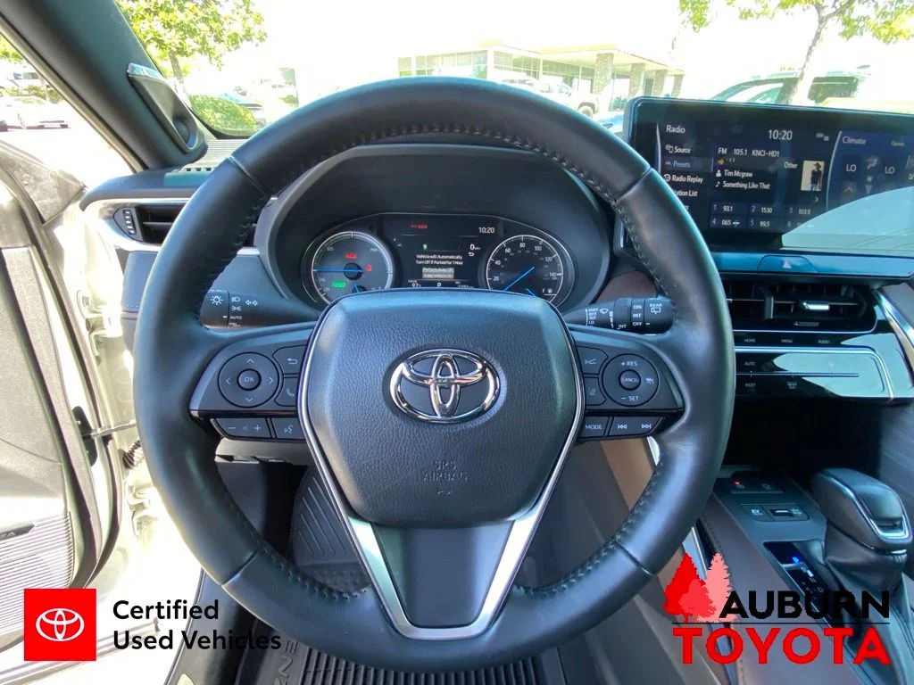 Certified Used 2021 Blizzard Pearl Toyota Limited image 37