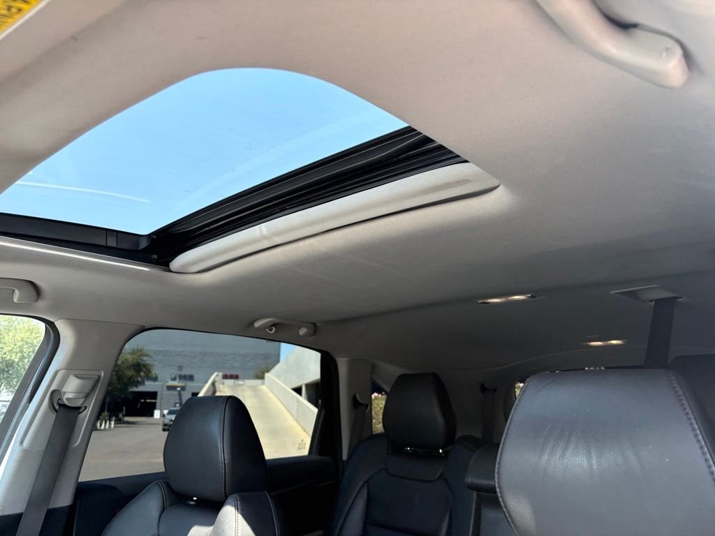 Used 2020 Platinum White Pearl Acura 3.5L image 9