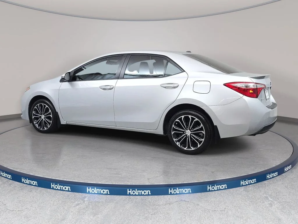 Used 2014 Classic Silver Metallic Toyota S Premium image 8