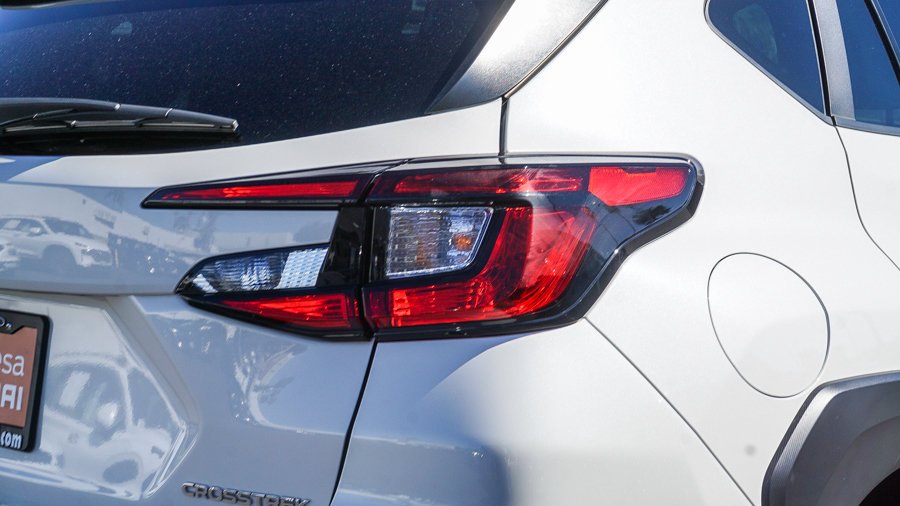 Used 2025 White Subaru Limited image 7