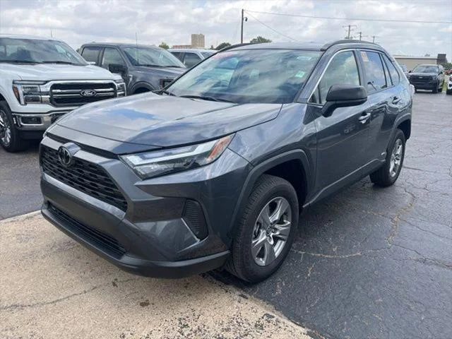 2025 Toyota RAV4 HYBRID 