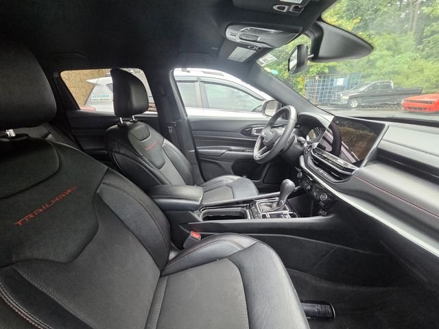 Used 2024 Silver Jeep Trailhawk image 10