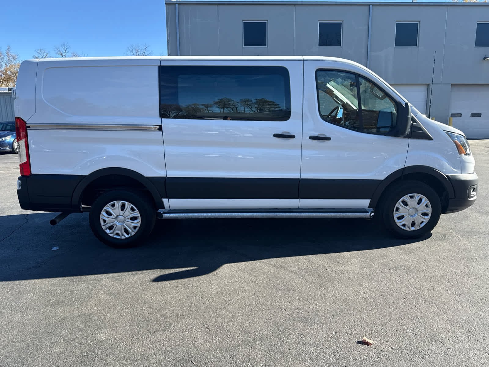 2023 Ford Transit photo 2